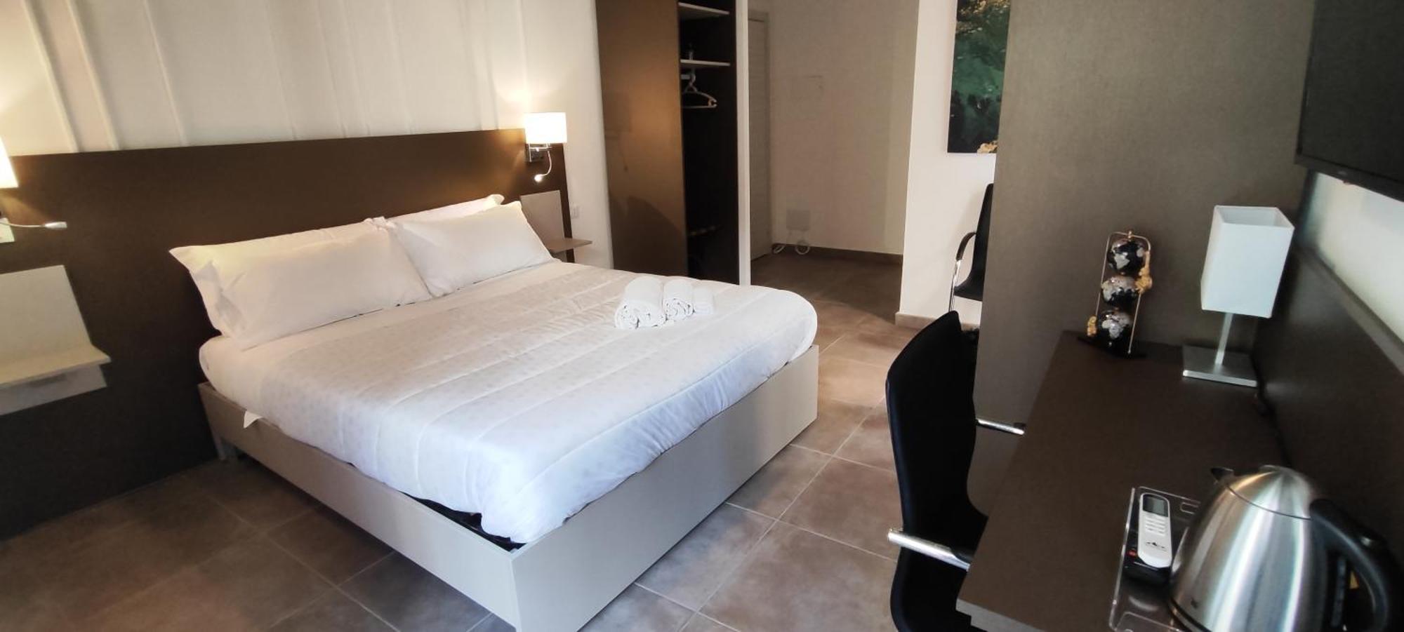 Giovita Room And Suite Centro Sicilia Кальтаниссетта Экстерьер фото