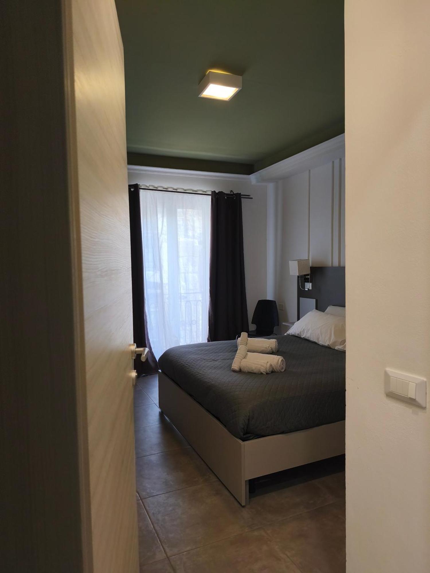 Giovita Room And Suite Centro Sicilia Кальтаниссетта Экстерьер фото